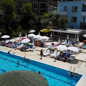 3* Aparthotel Happy