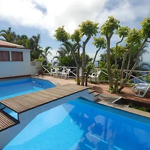 https://el-momo-cottages.comcaribbean.com
